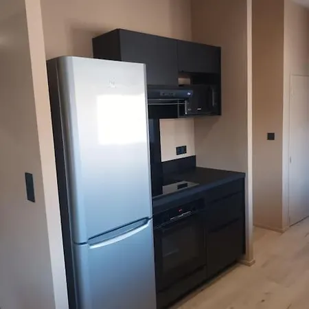 Chez David - Sous Les Toits شقة بريود